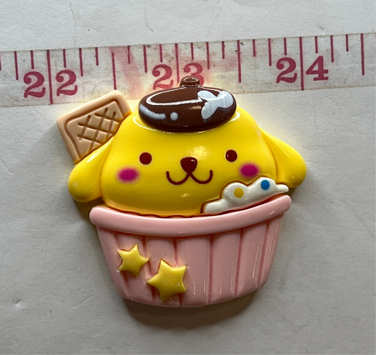Purin flat back charm