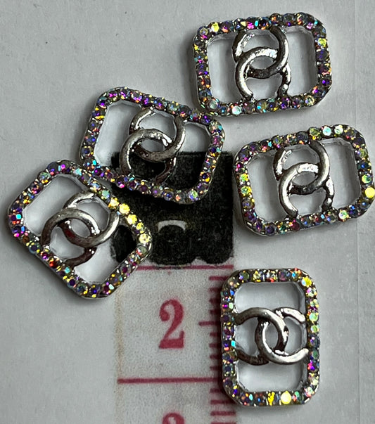 Iridescent Silver C’s (#33)