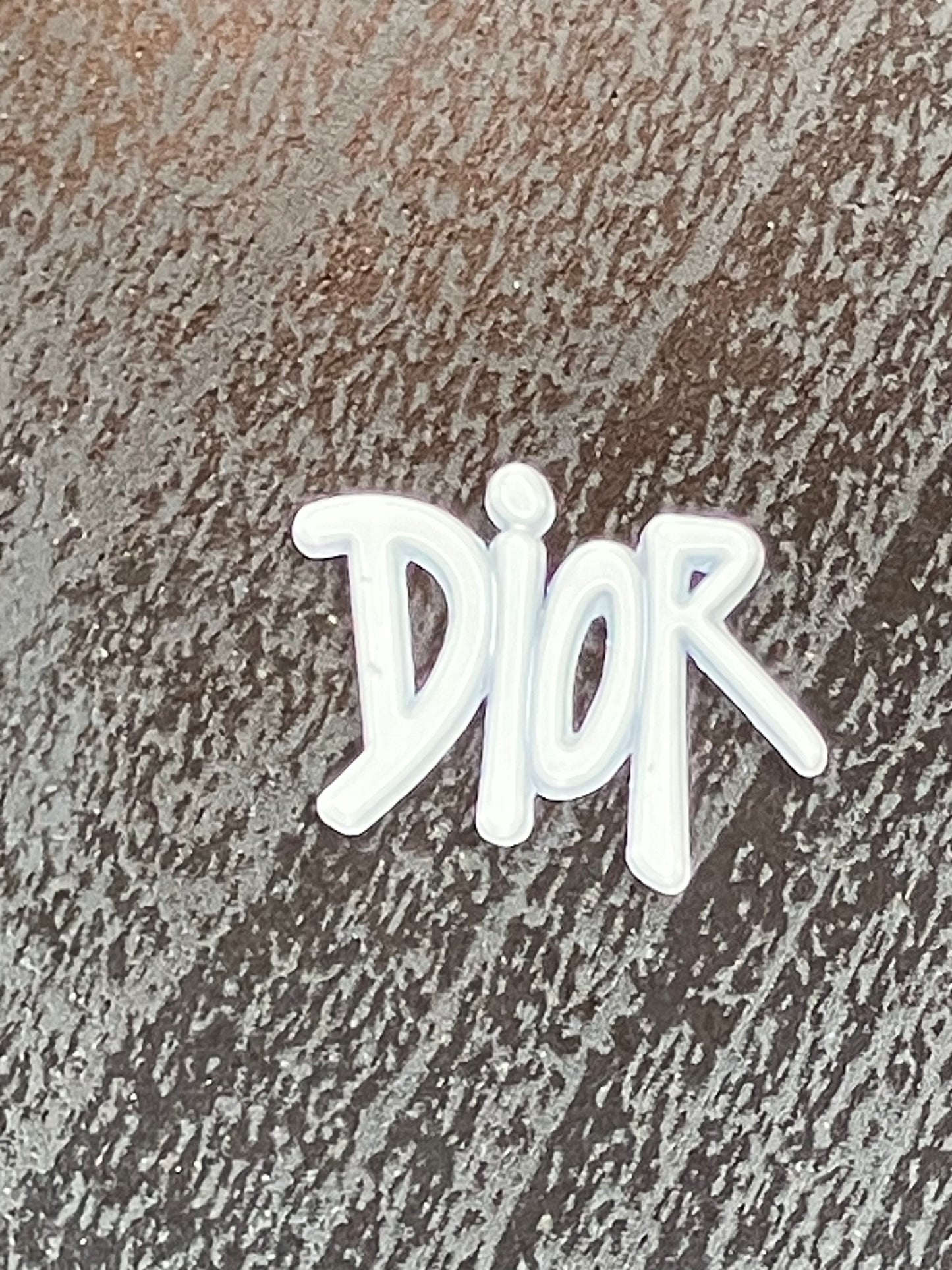 Door’s flat back charms