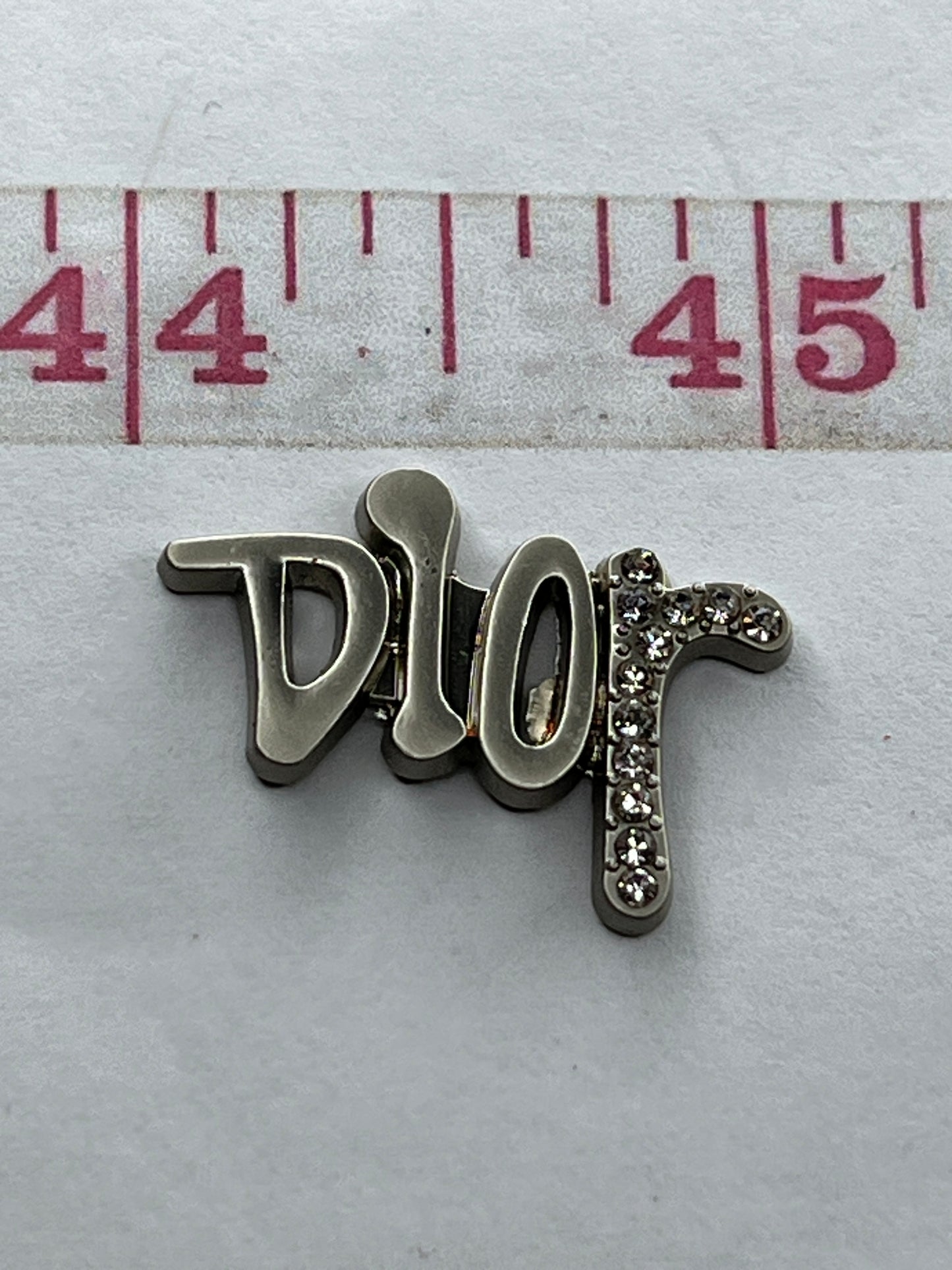 Bling D’s flat back charms