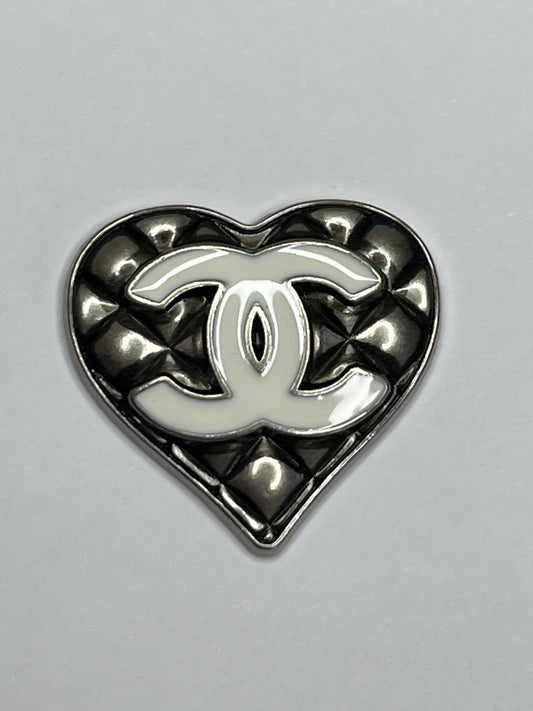 Heart flat back