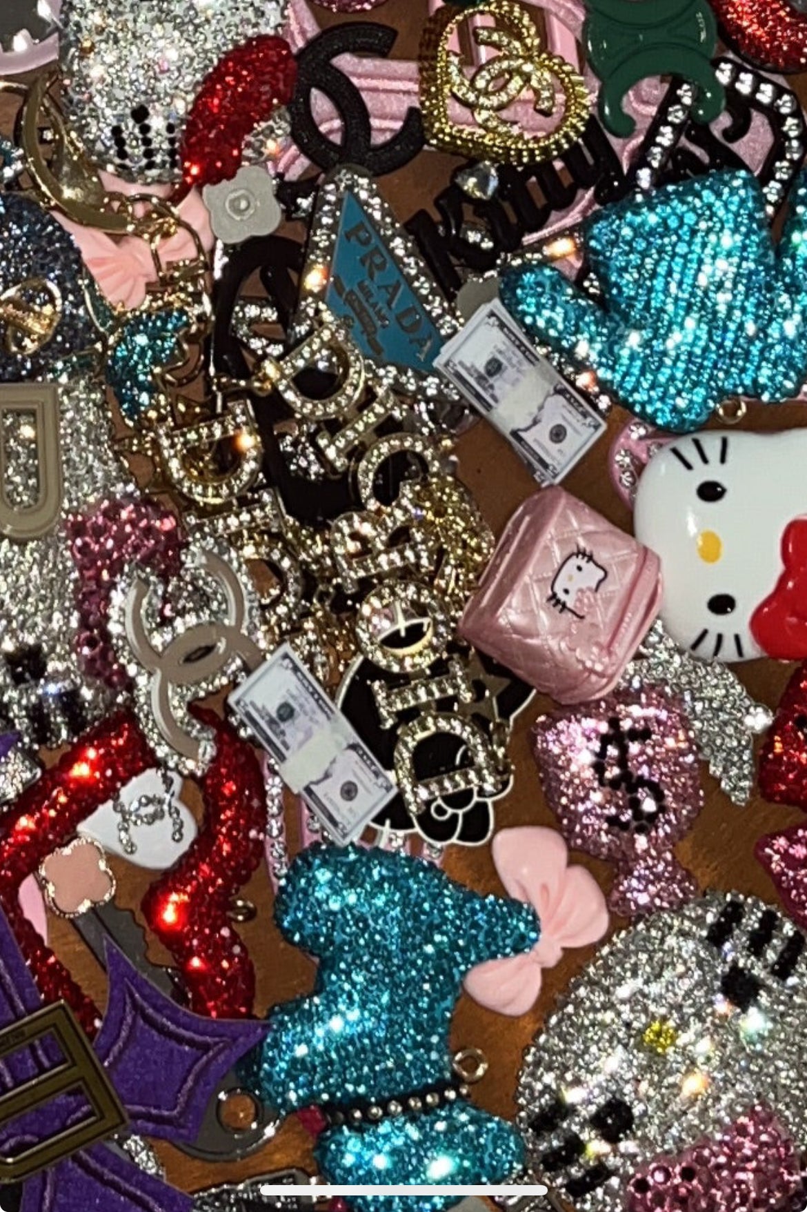 25 junk charms mixed