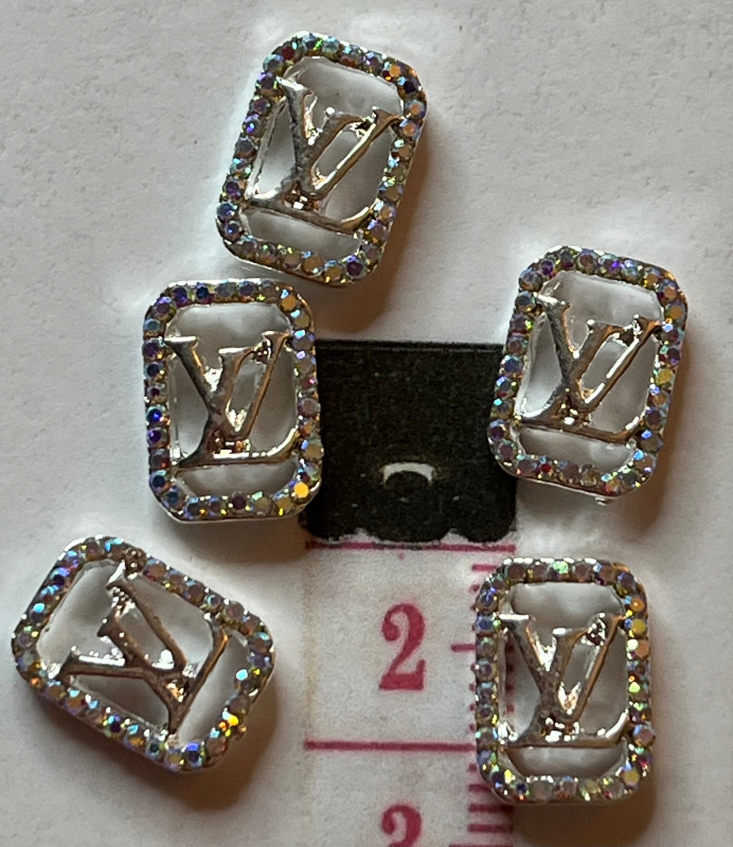 Iridescent bling silver L’s (#120)