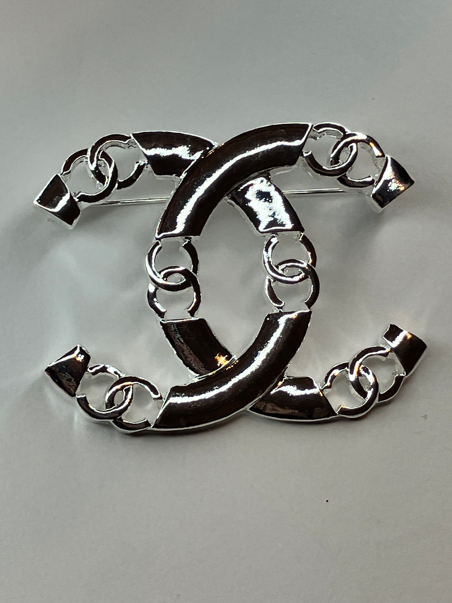 Brooch (silver)