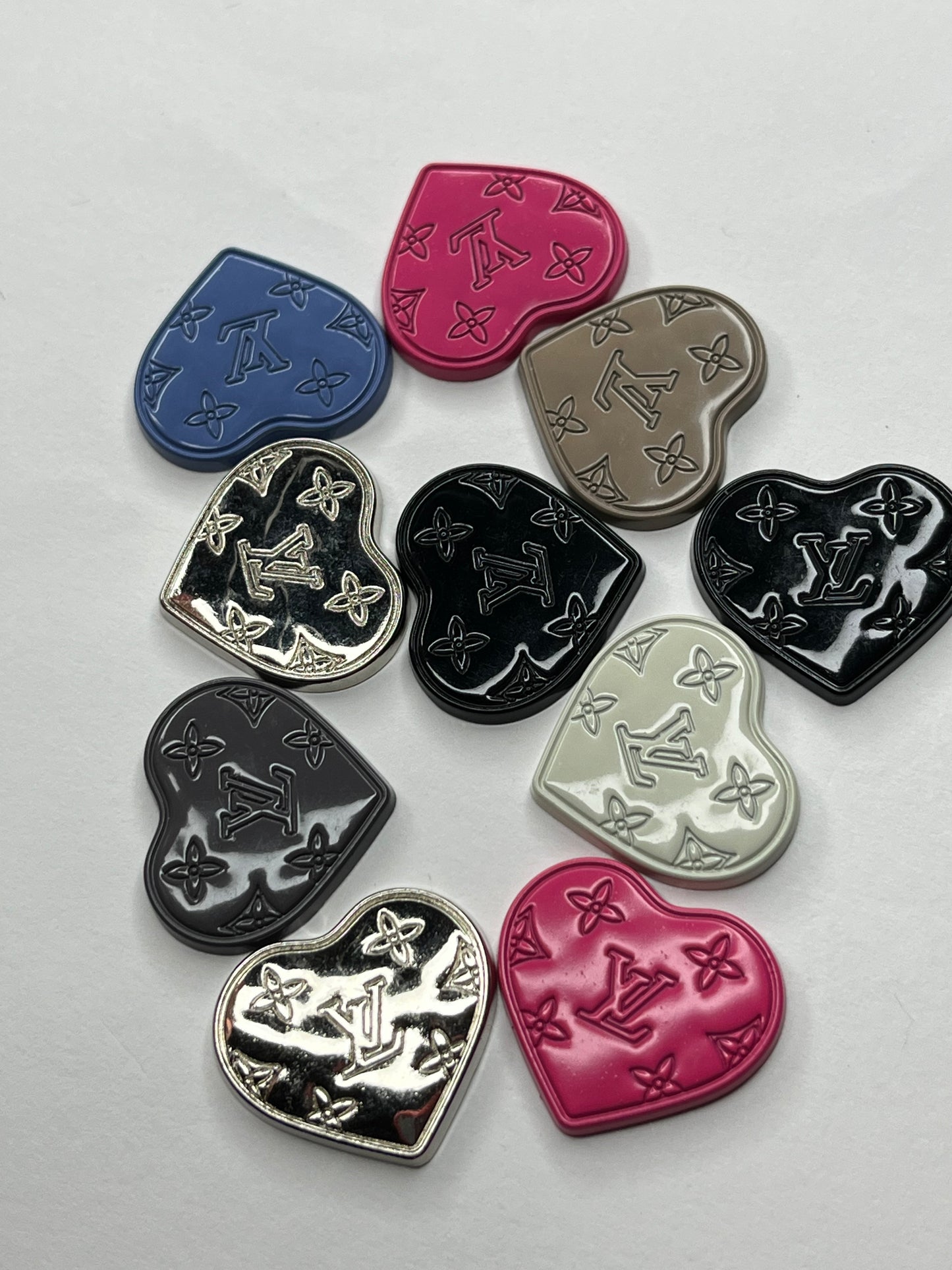 Metal hearts flat back charms