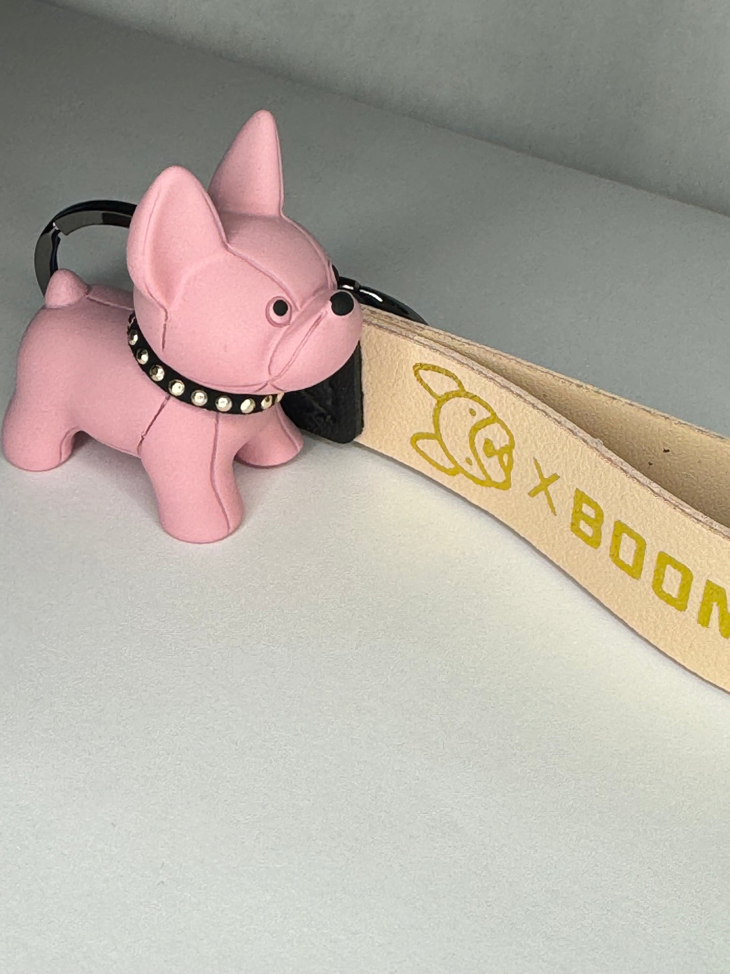 Pink Boom French bulldogs keychain